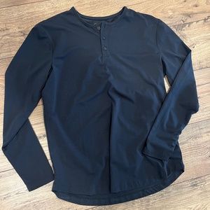 Cuts Long Sleeve Henley - Curve Hem - Mens Medium